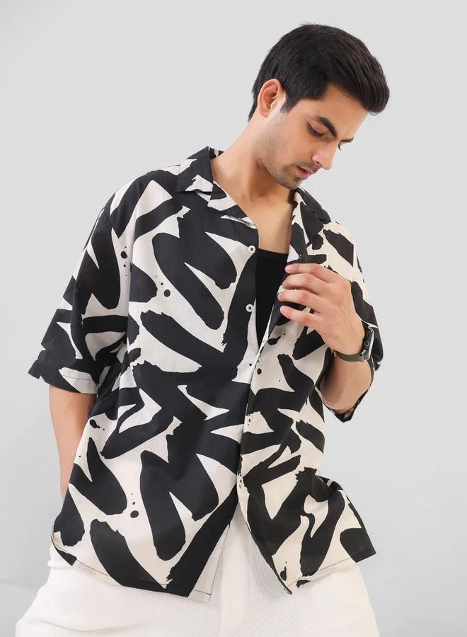 ترولوم قميص قطن مطبع بقصة واسعة للرجال